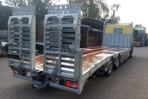 DAF XD 6x2 met wipkar machinetransporter